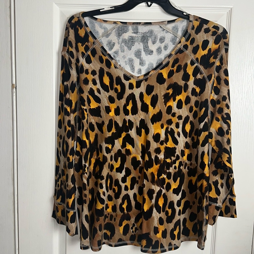 🦋🦋Westbound Animal Print 3/4 Sleeve Blouse🦋🦋